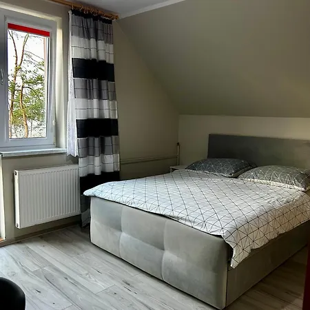 Bartek - Przy Plazy Bed & Breakfast 3*